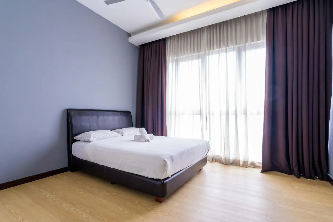 Regalia Suites,Kuala Lumpur, Infinity Pool 0*,  Malasia