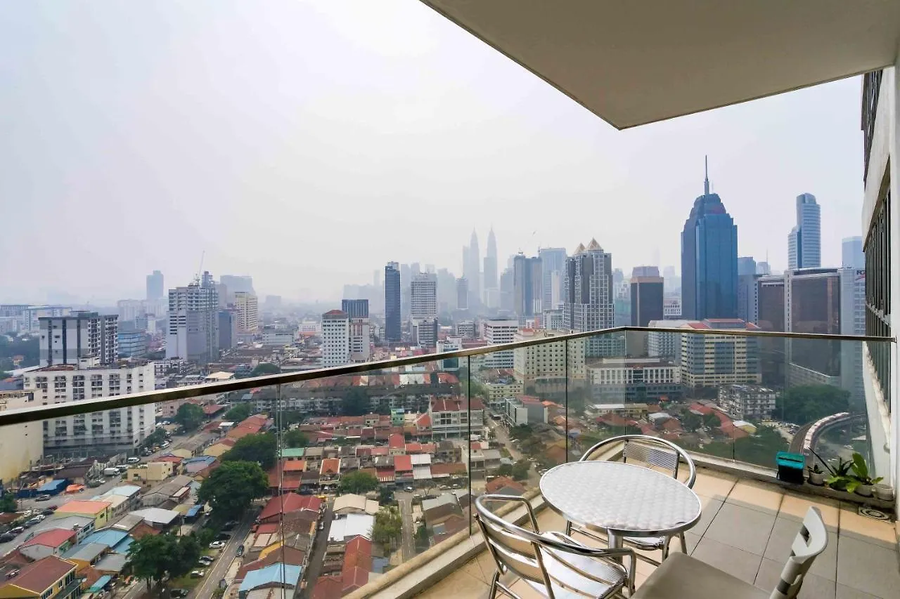 Regalia Suites,Kuala Lumpur, Infinity Pool Apartment